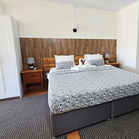 Bed and Breakfast Dream Lagos B&B